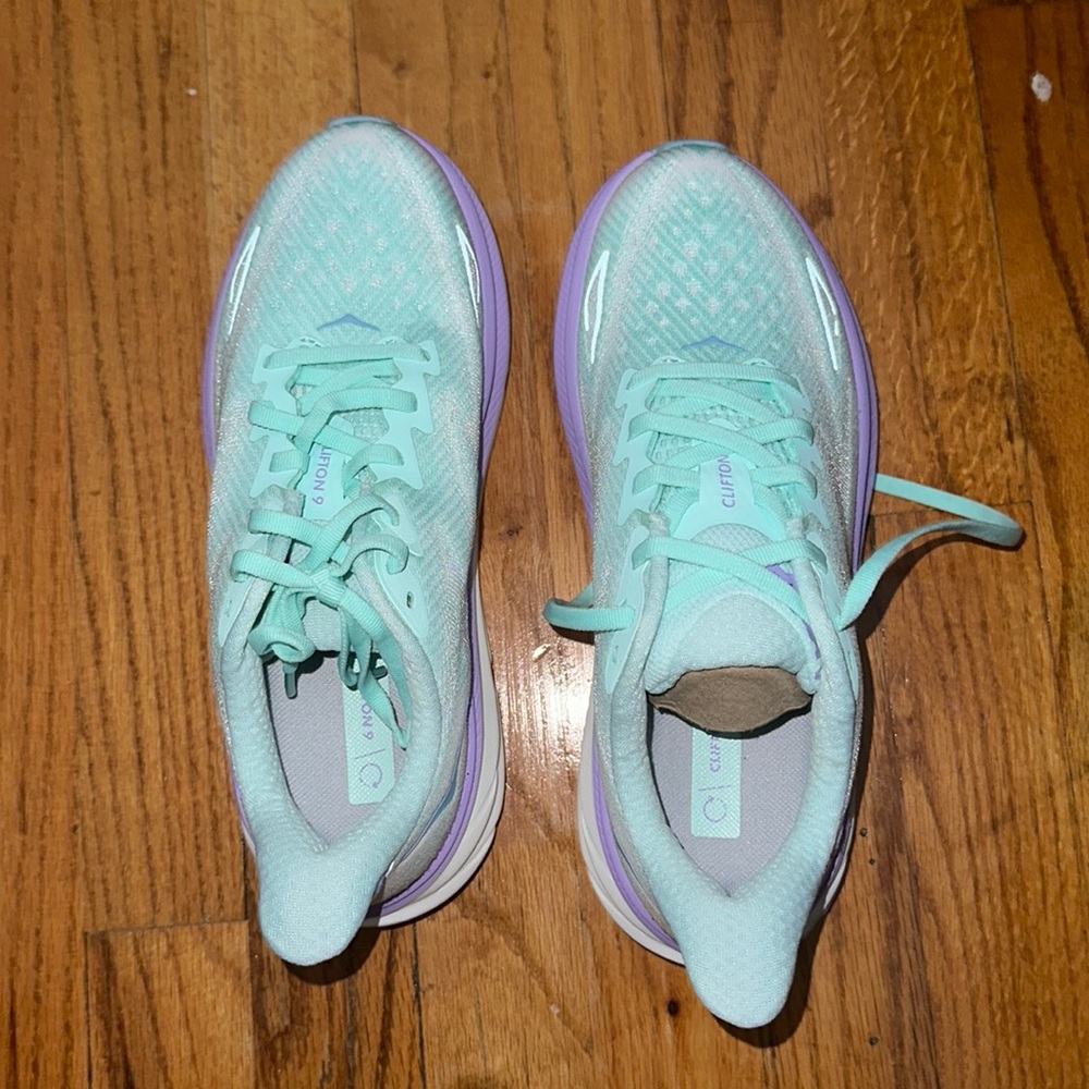 Hoka Clifton’s